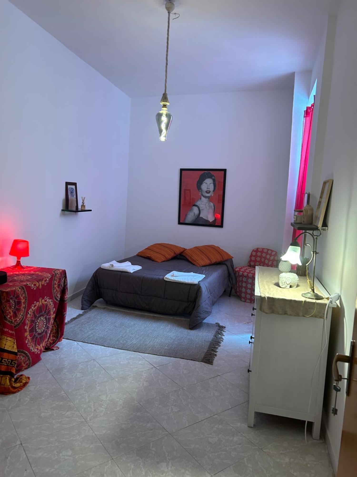 Makefemmina Hotel Napels Buitenkant foto